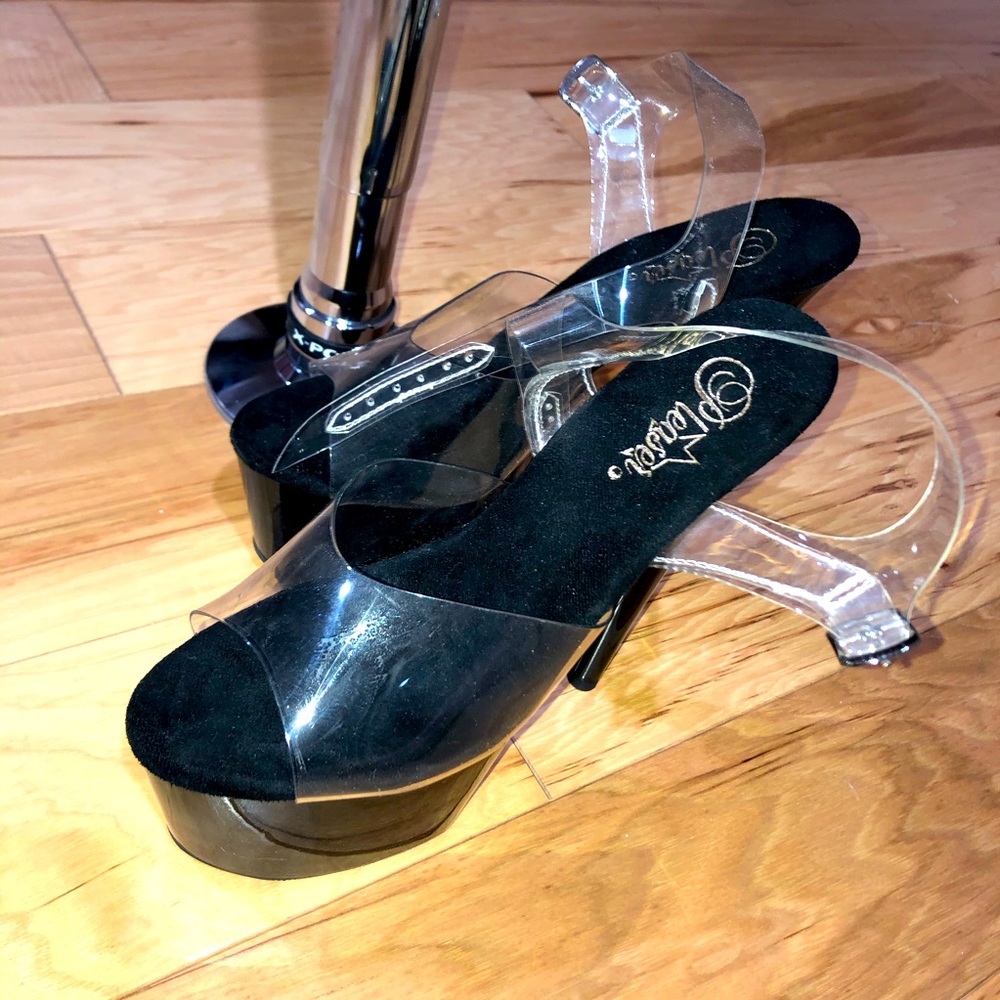 Black and clear adore pleasers